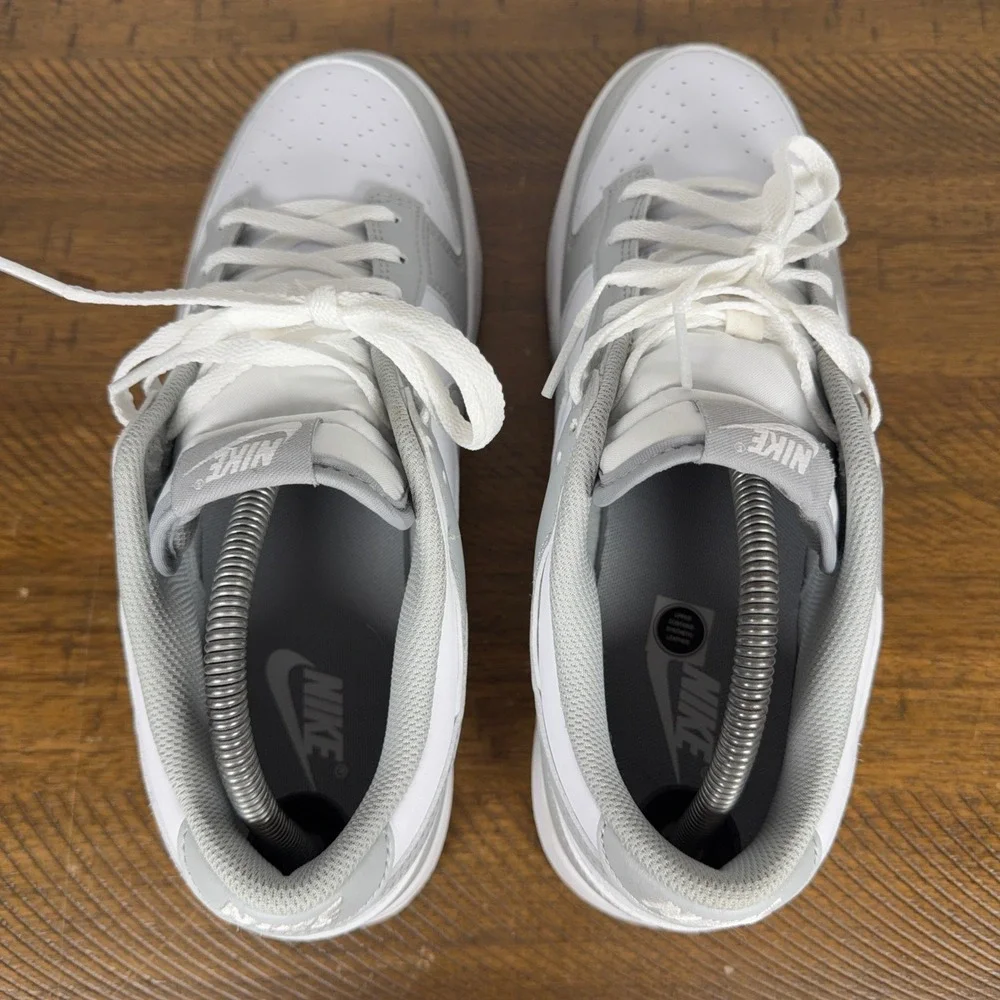 Nike Dunk Low Shoes Mens 9.5 White Light Smoke Grey Retro Streetwear Sneakers